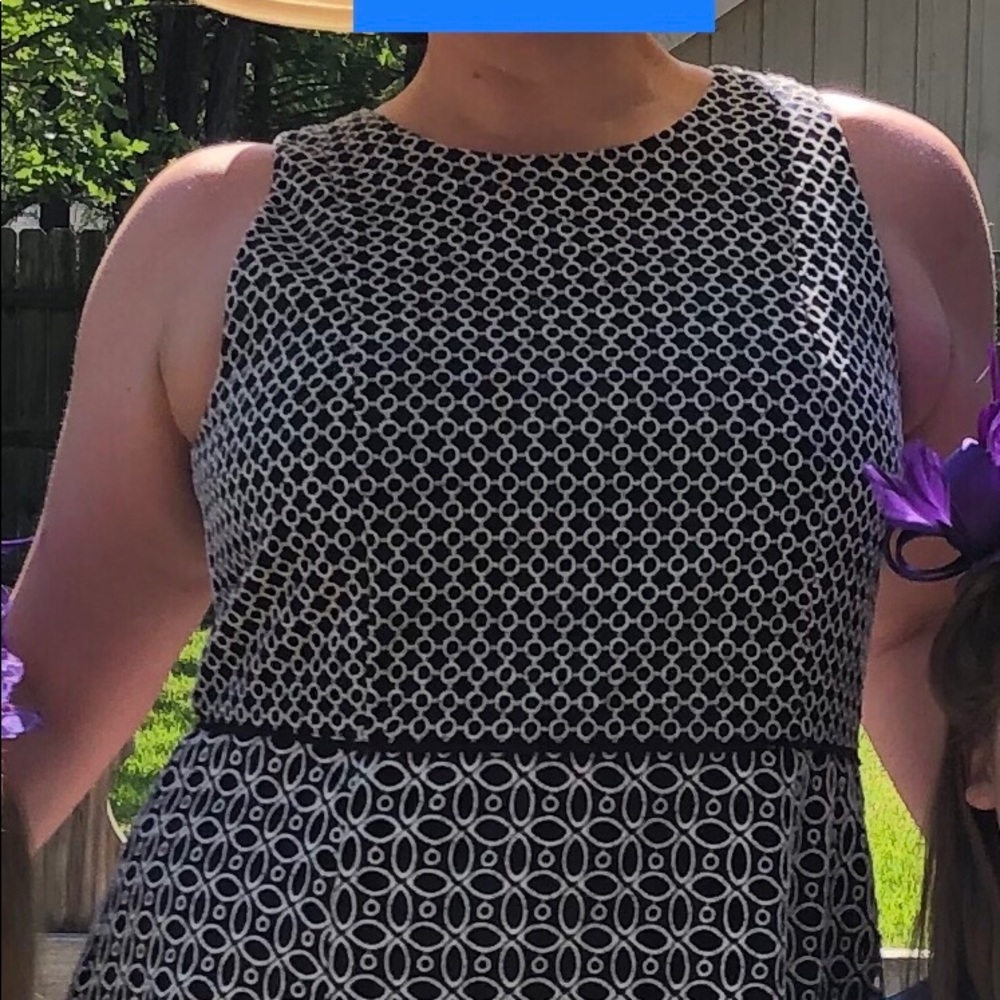 END OF YEAR SALE! Navy and ivory eyelet dress - Picture 4 of 4